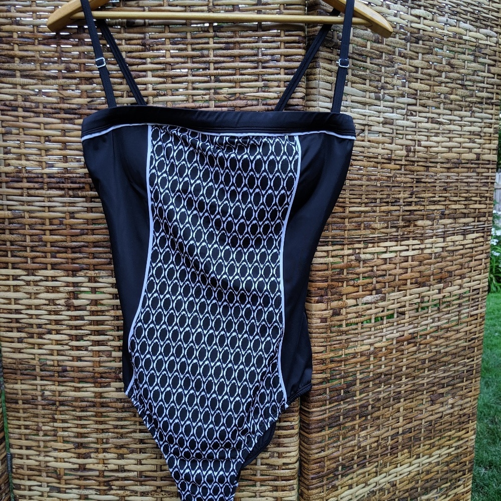 Jantzen Black & White Bandeau Swimsuit 12